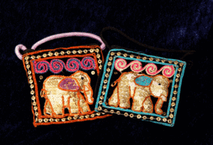 Small indian purses nr si02 with Elephant