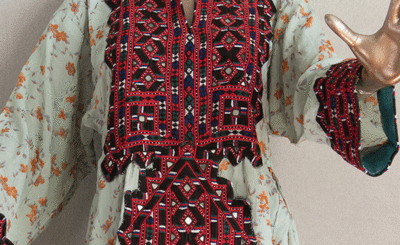Kjoler med Balochi-broderier nr05